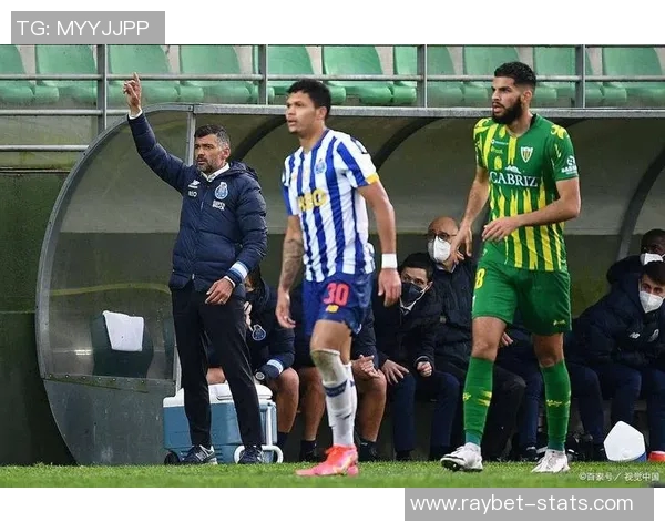 中超赛场惊现冷门本菲卡大胜国米引发全场热议