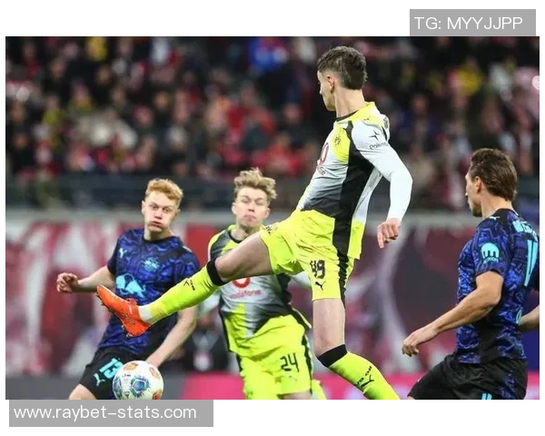 德甲赛场惊现冷门本菲卡大胜多特蒙德引发转会热议