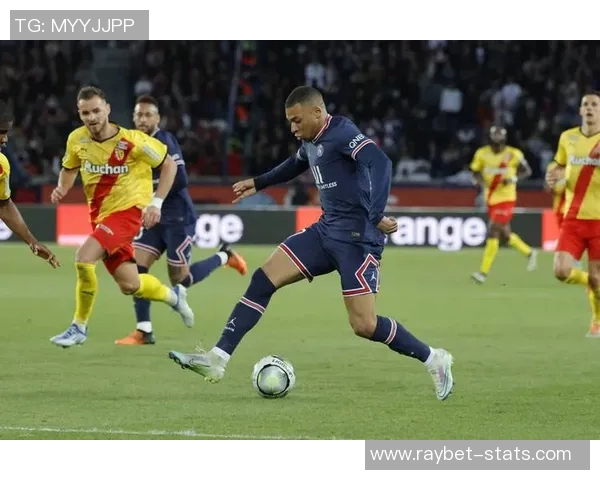 中超精彩对决巴黎圣日耳曼凭乌龙球险胜多特蒙德全场沸腾