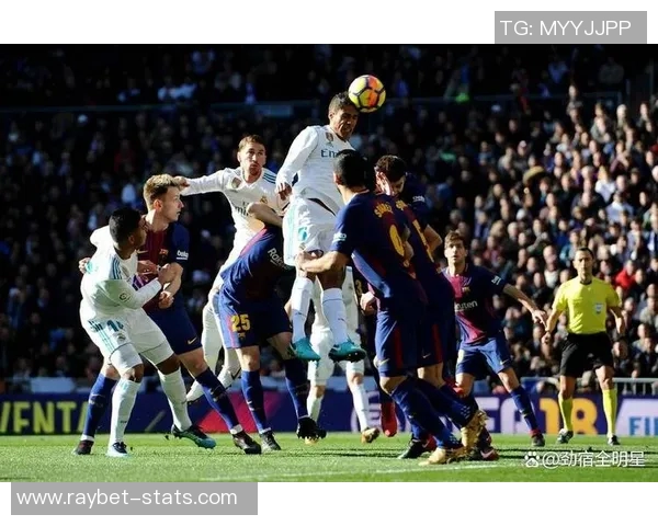 国王杯惊天冷门巴萨5-1大胜里昂引发全场震惊